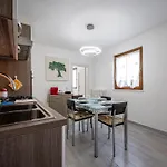 At Two Steps From The Lakeside - Larihome A29 * غْرافيدونا