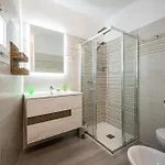 At Two Steps From The Lakeside - Larihome A29 غْرافيدونا