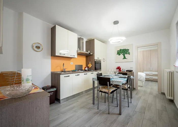 شقة At Two Steps From The Lakeside - Larihome A29 *